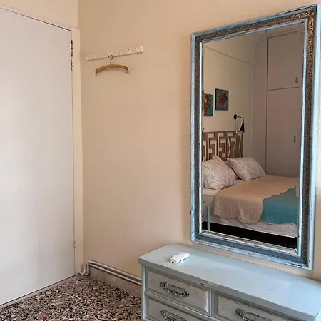 Deep Blue Theros Apartment